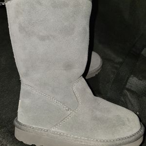 Toddler Girl's zipback ugg boots